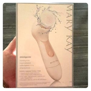Mary Kay Skinvigorate